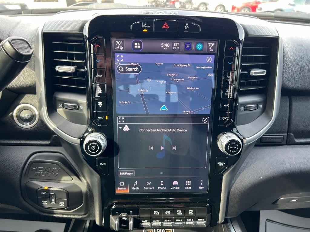 RAM 3500 Big Horn Crew Cab LWB 4WD DRW 2025