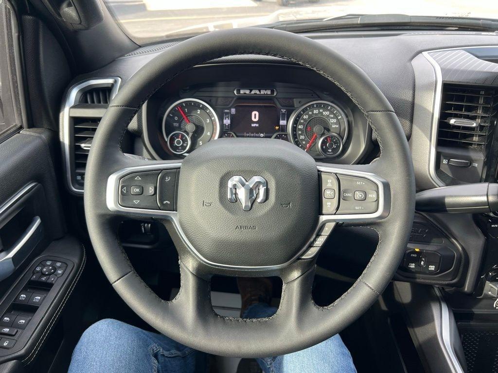 RAM 3500 Big Horn Crew Cab LWB 4WD DRW 2025