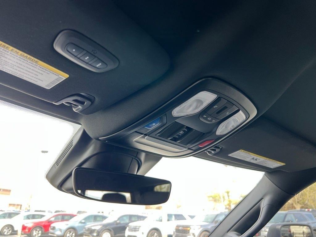 RAM 3500 Big Horn Crew Cab LWB 4WD DRW 2025