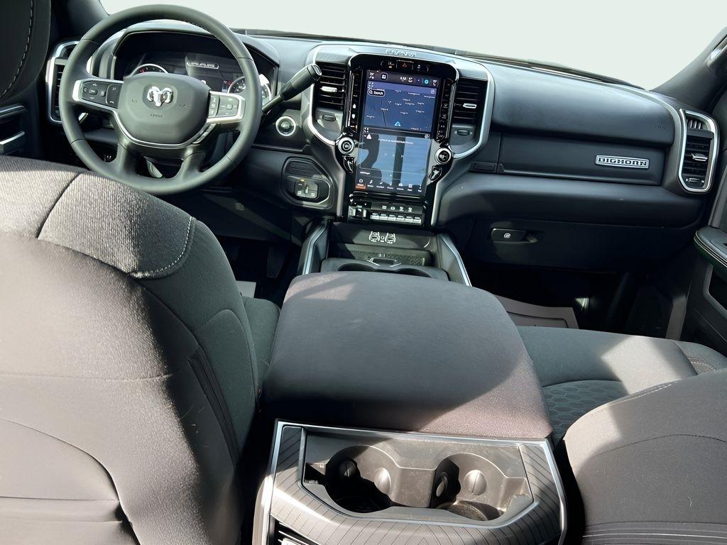 RAM 3500 Big Horn Crew Cab LWB 4WD DRW 2025