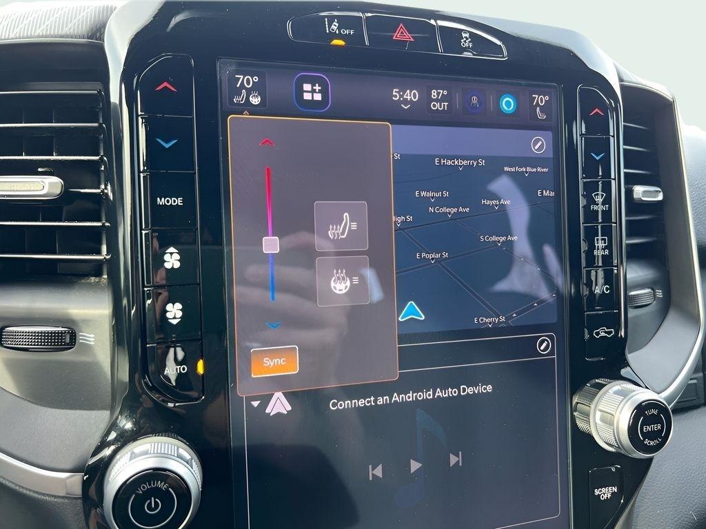 RAM 3500 Big Horn Crew Cab LWB 4WD DRW 2025