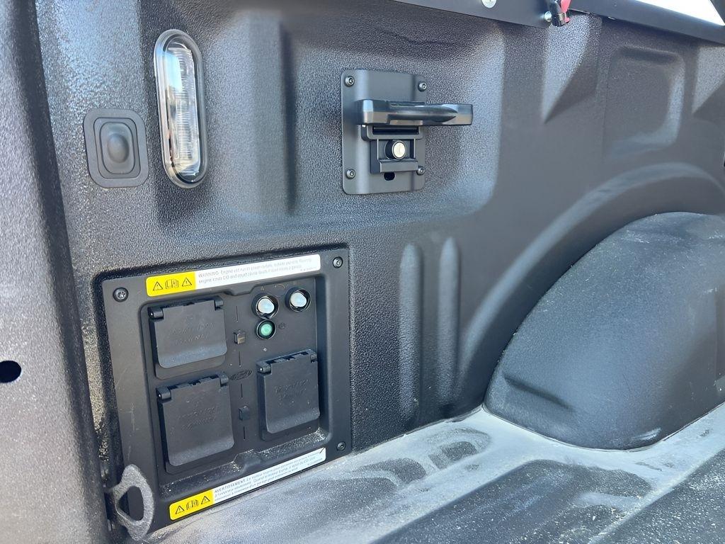 Ford F-150 XLT SuperCrew 4WD 2024