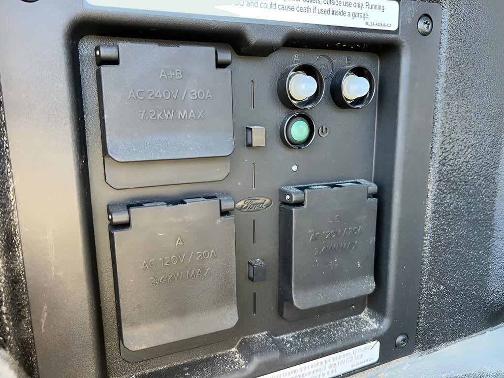 Ford F-150 XLT SuperCrew 4WD 2024