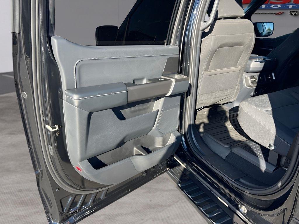 Ford F-150 XLT SuperCrew 4WD 2024