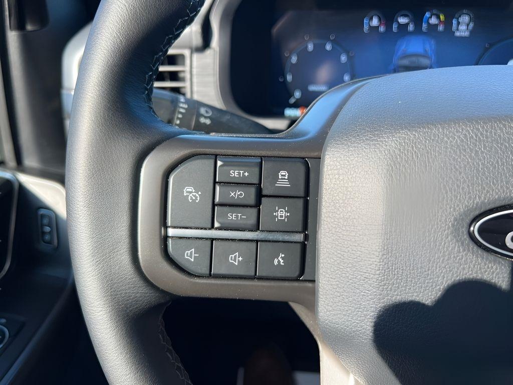 Ford F-150 XLT SuperCrew 4WD 2024