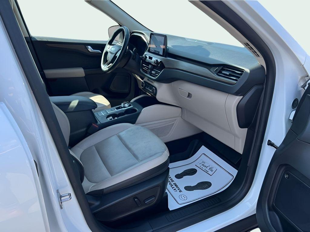 Ford Escape Titanium 4WD 2020