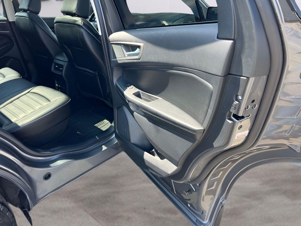 Ford Edge SEL AWD 2022