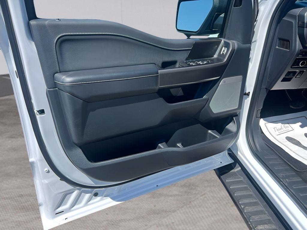 Ford F-150 XLT SuperCrew 4WD 2024