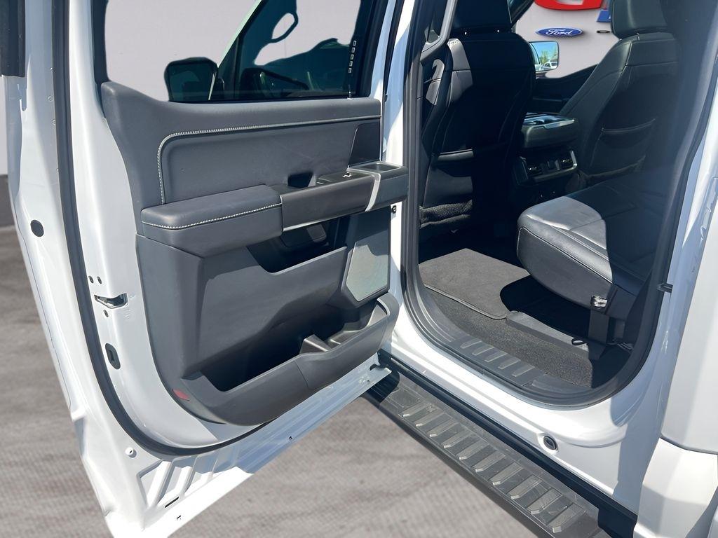 Ford F-150 XLT SuperCrew 4WD 2024