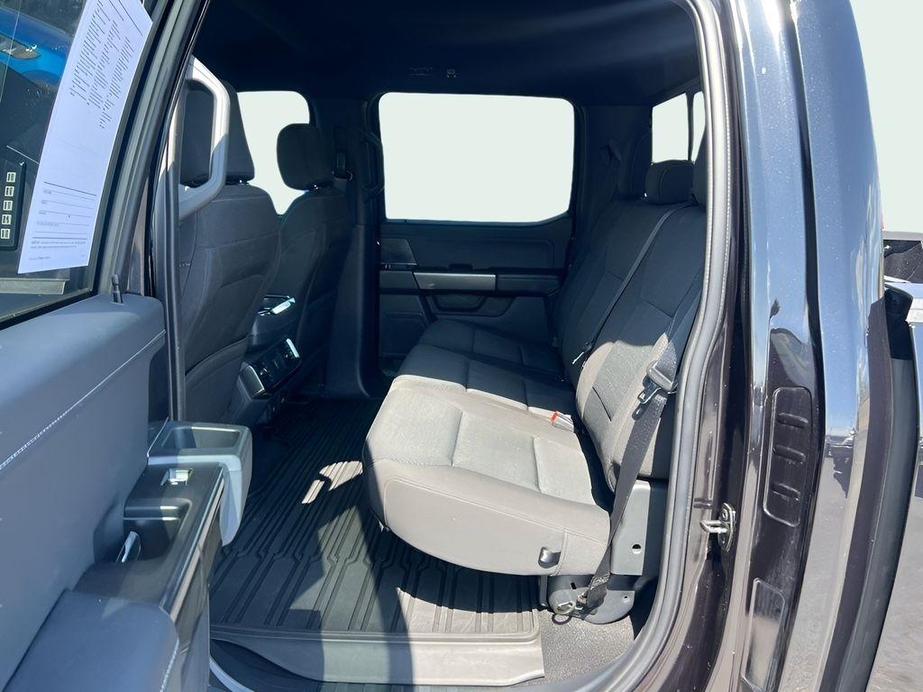 Ford F-150 XLT SuperCrew 5.5-ft. Bed 4WD 2023