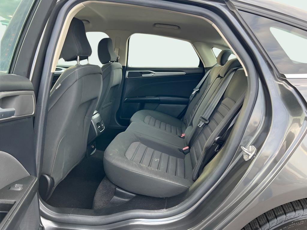 Ford Fusion SE AWD 2020