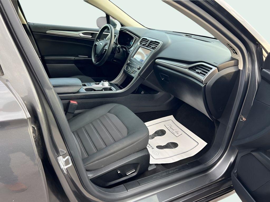 Ford Fusion SE AWD 2020