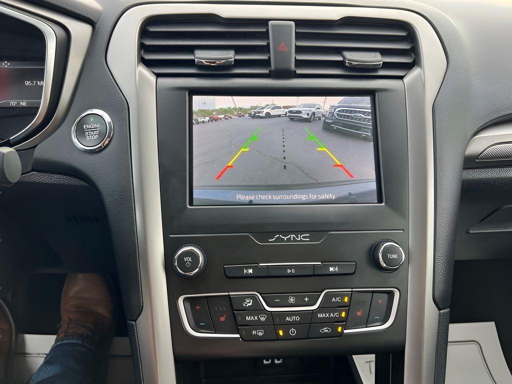 Ford Fusion SE AWD 2020