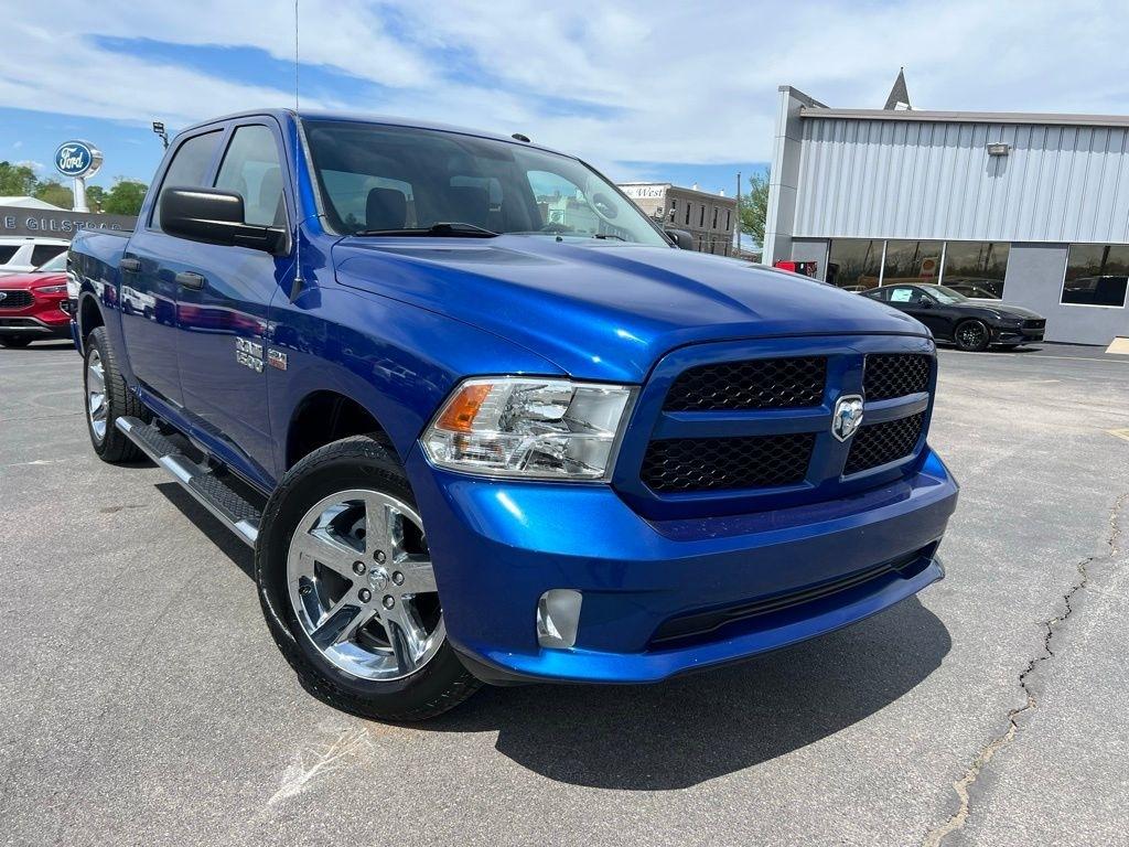 2016 RAM 1500 Tradesman Crew Cab SWB 4WD