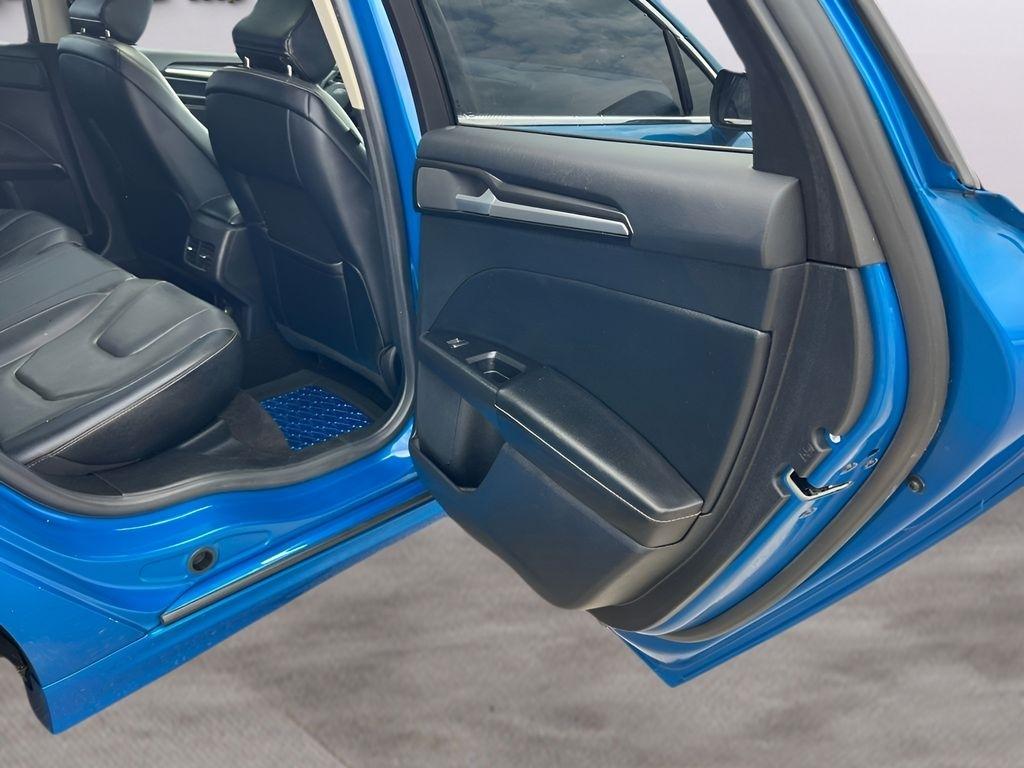 Ford Fusion Titanium AWD 2020