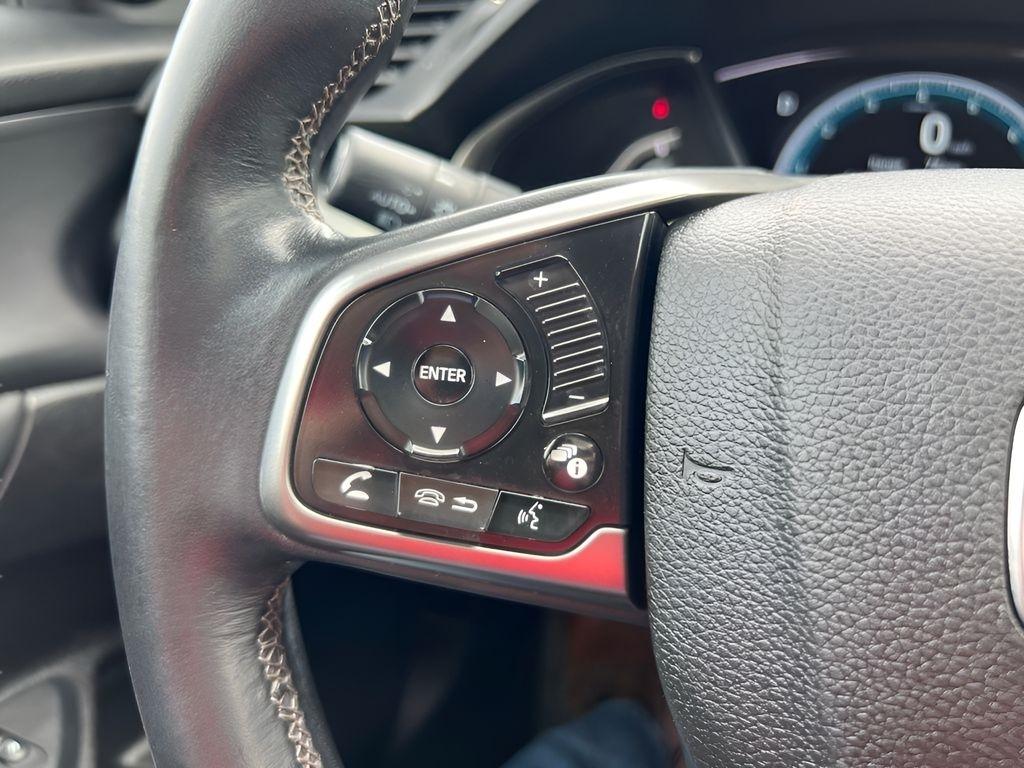 Honda Civic EX-L w/ Navigation 2017