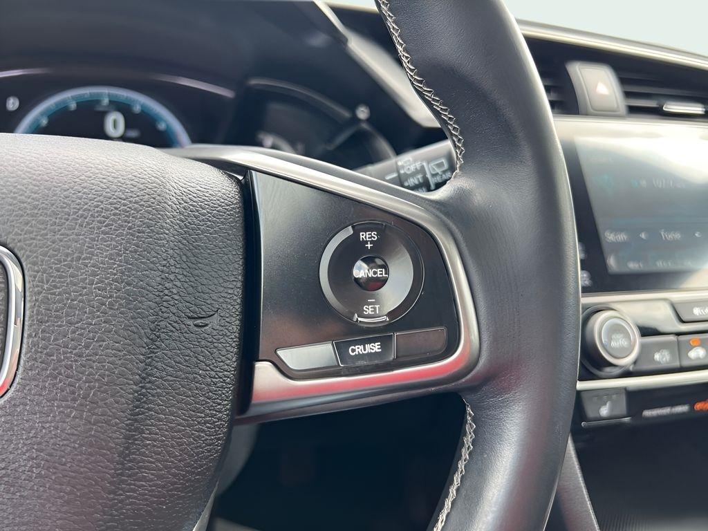 Honda Civic EX-L w/ Navigation 2017