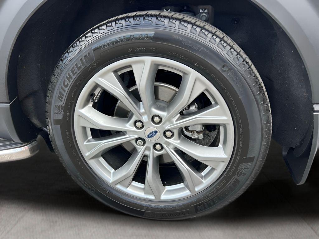 Ford Explorer XLT AWD 2022