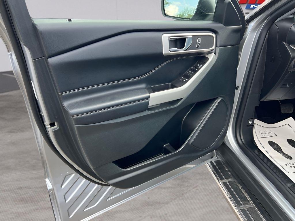 Ford Explorer XLT AWD 2022