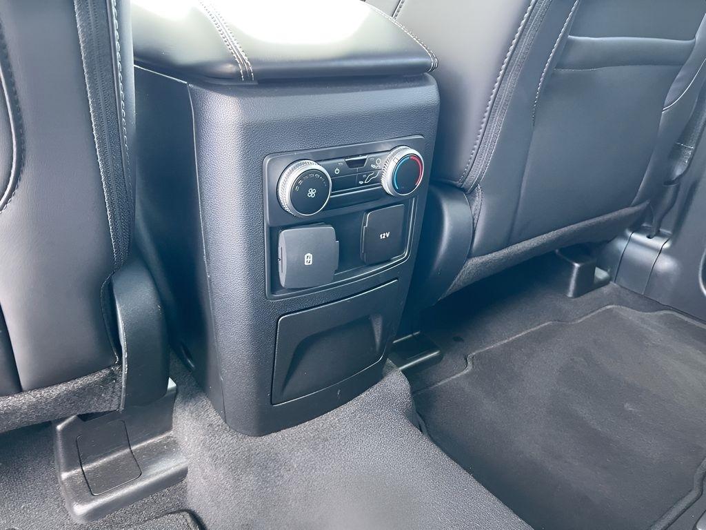 Ford Explorer XLT AWD 2022