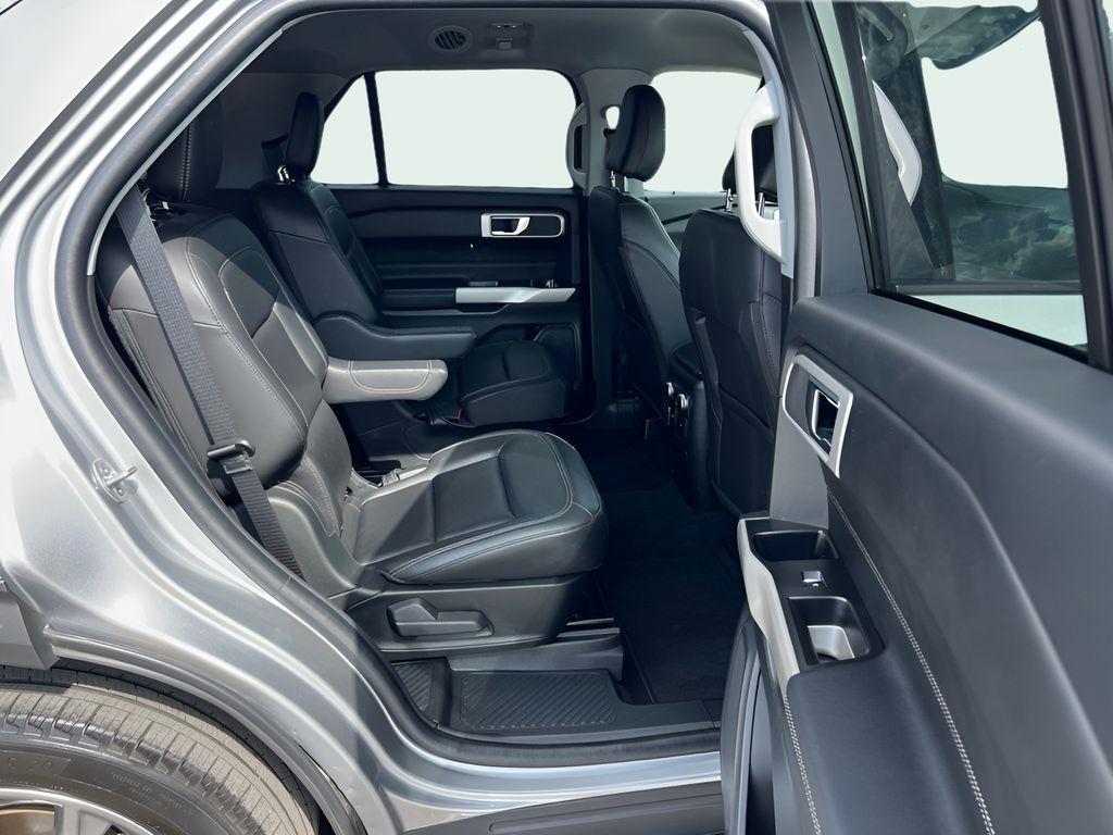 Ford Explorer XLT AWD 2022