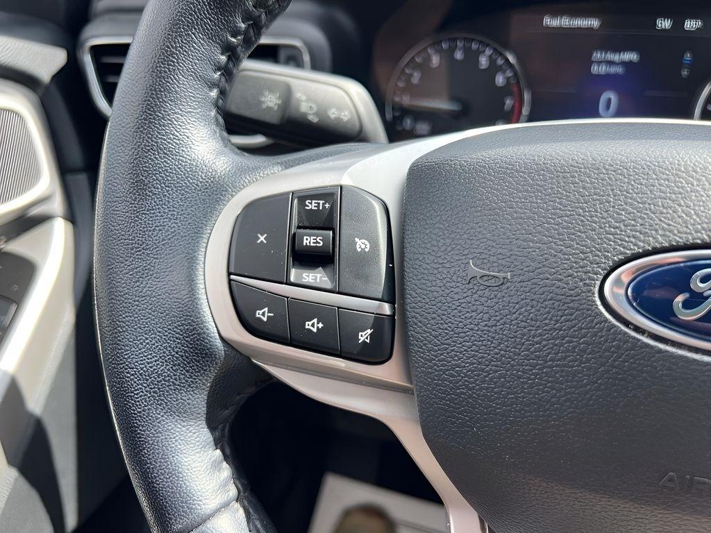 Ford Explorer XLT AWD 2022