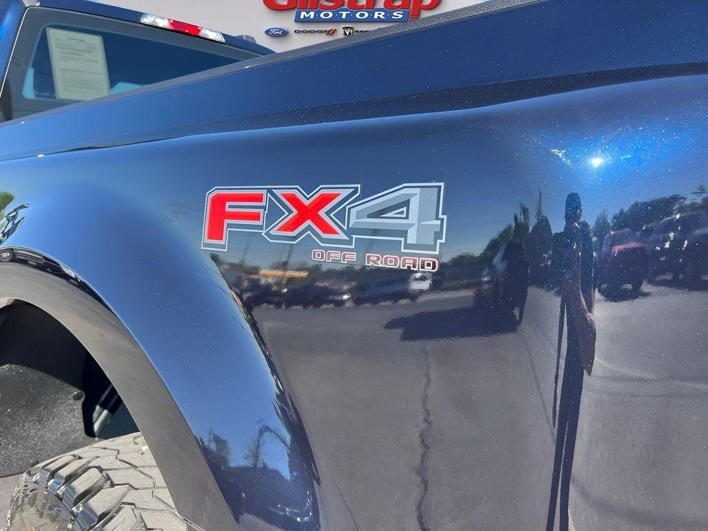 Ford F-350 SD XL DRW 4WD 2024