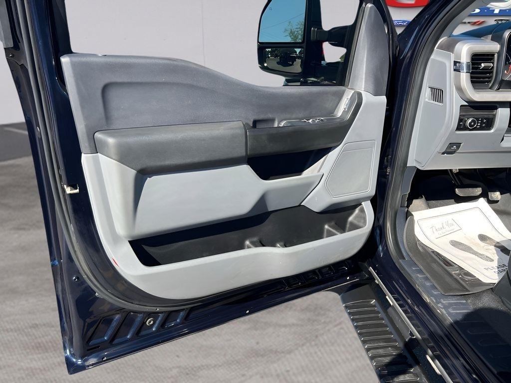 Ford F-350 SD XL DRW 4WD 2024