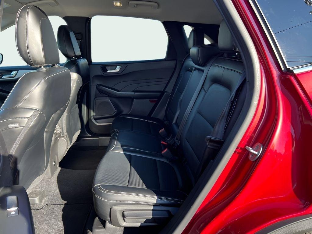 Ford Escape Platinum AWD 2023