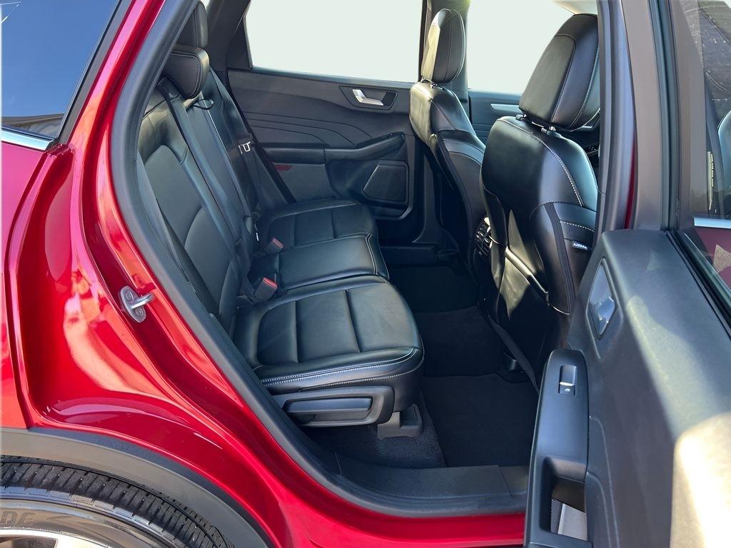 Ford Escape Platinum AWD 2023