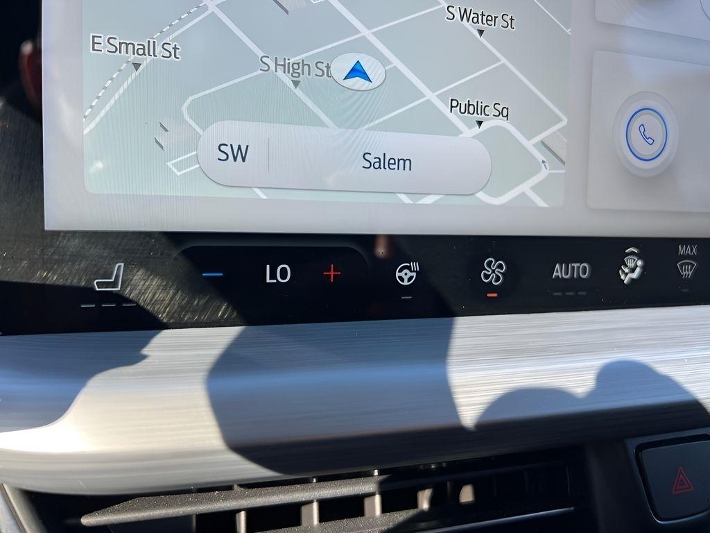 Ford Escape Platinum AWD 2023