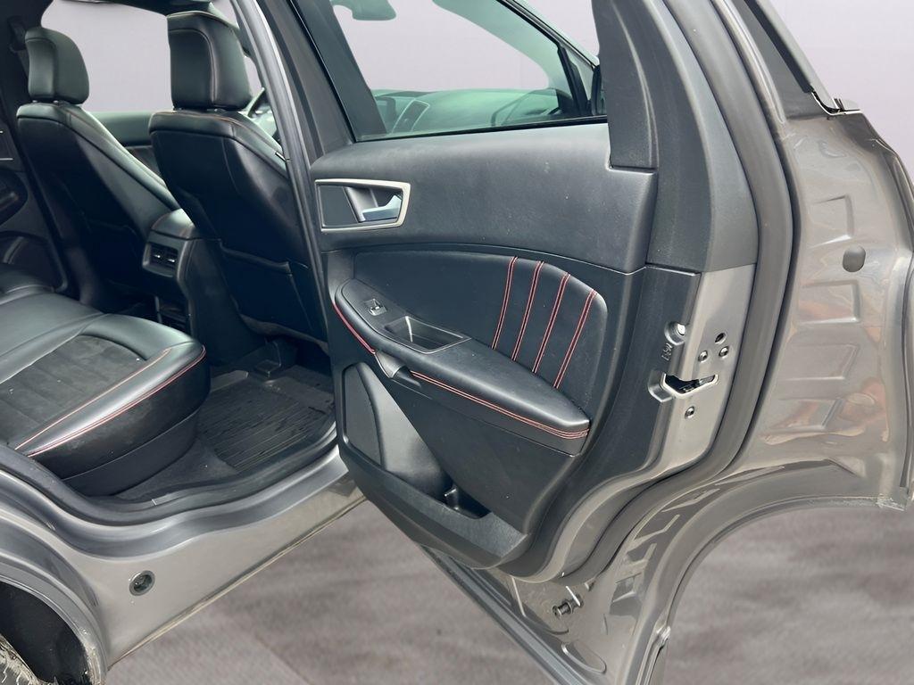 Ford Edge SEL 2023