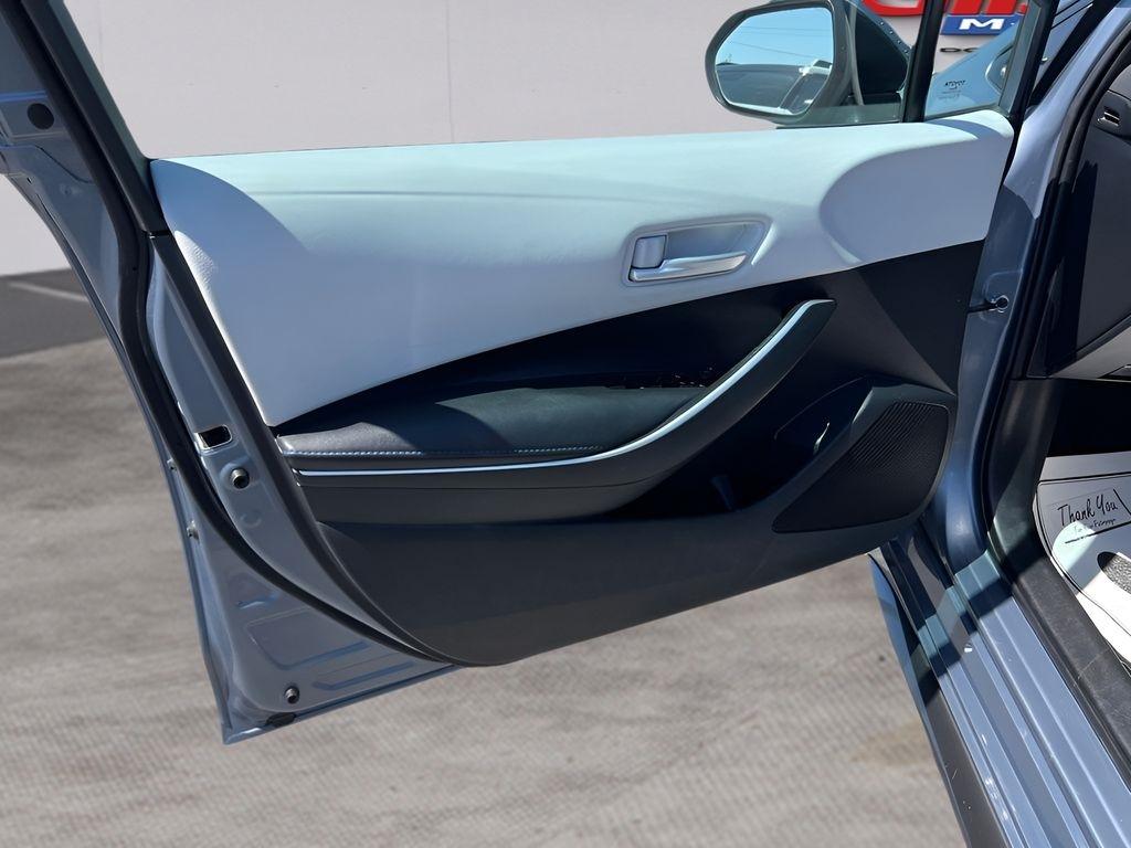 Toyota Corolla SE Nightshade 2021