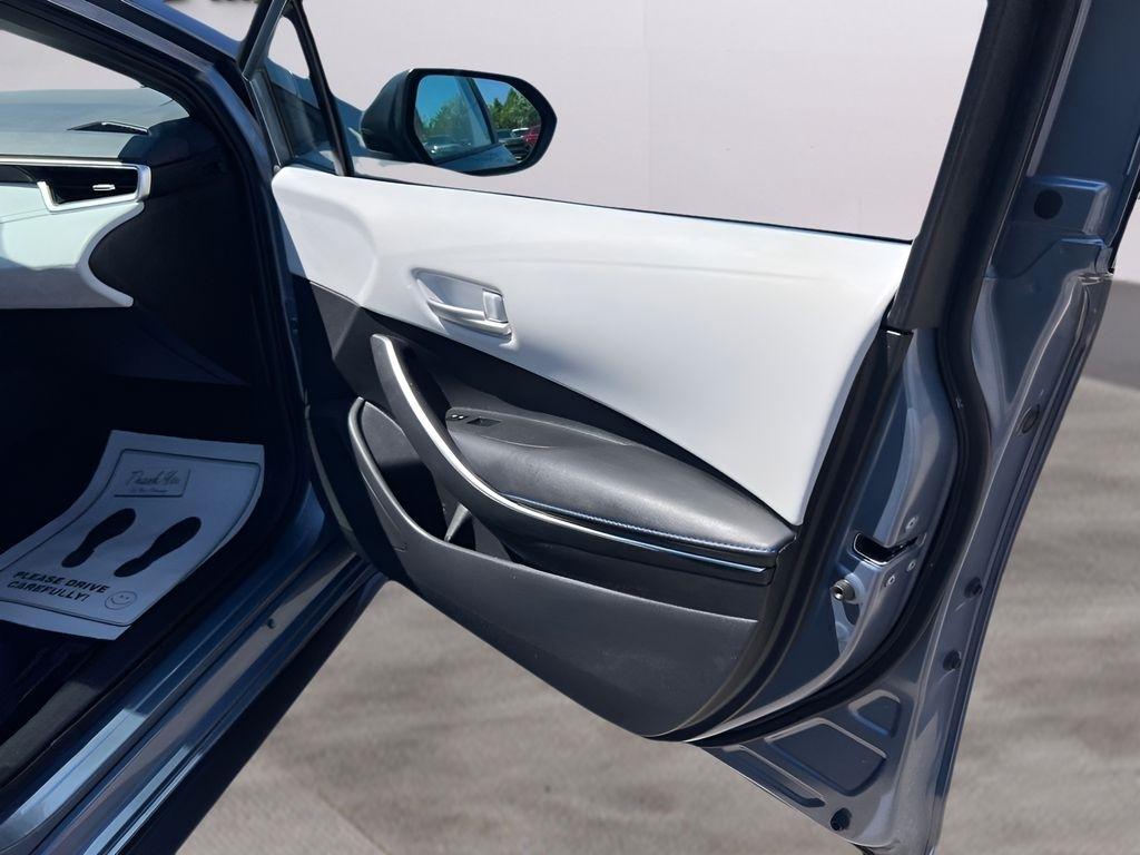 Toyota Corolla SE Nightshade 2021