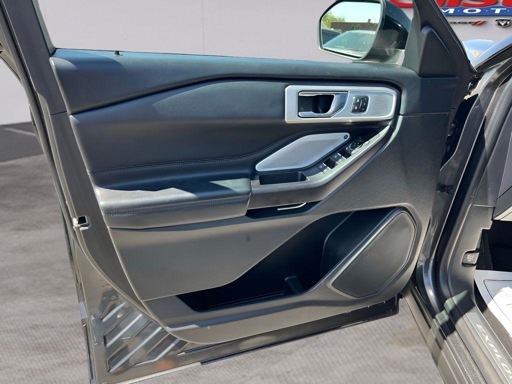 Ford Explorer Platinum AWD 2020