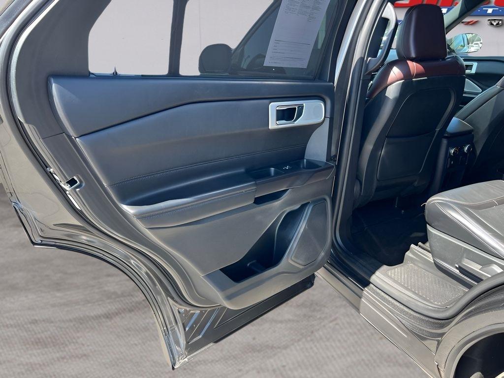 Ford Explorer Platinum AWD 2020