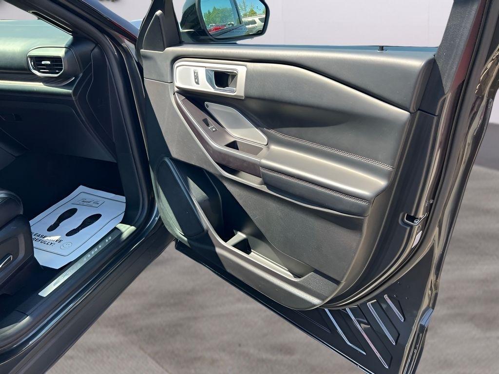 Ford Explorer Platinum AWD 2020