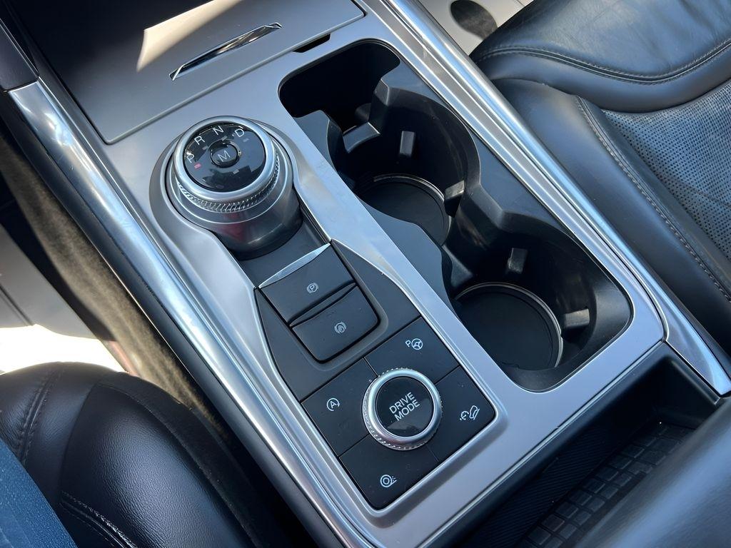 Ford Explorer Platinum AWD 2020