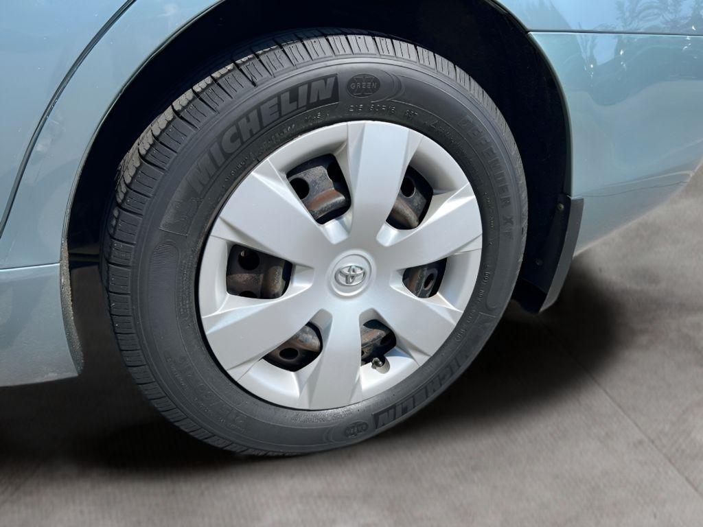 Toyota Camry SE 5-Spd AT 2009