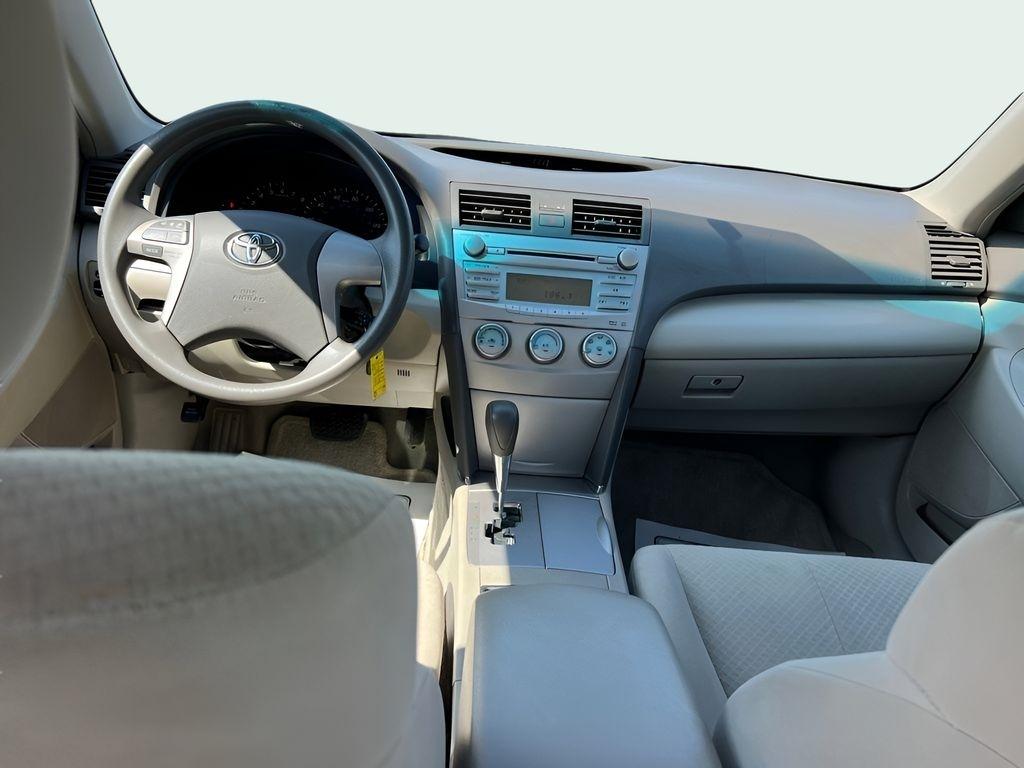 Toyota Camry SE 5-Spd AT 2009