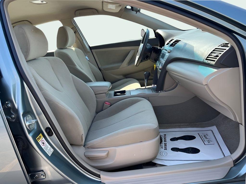 Toyota Camry SE 5-Spd AT 2009