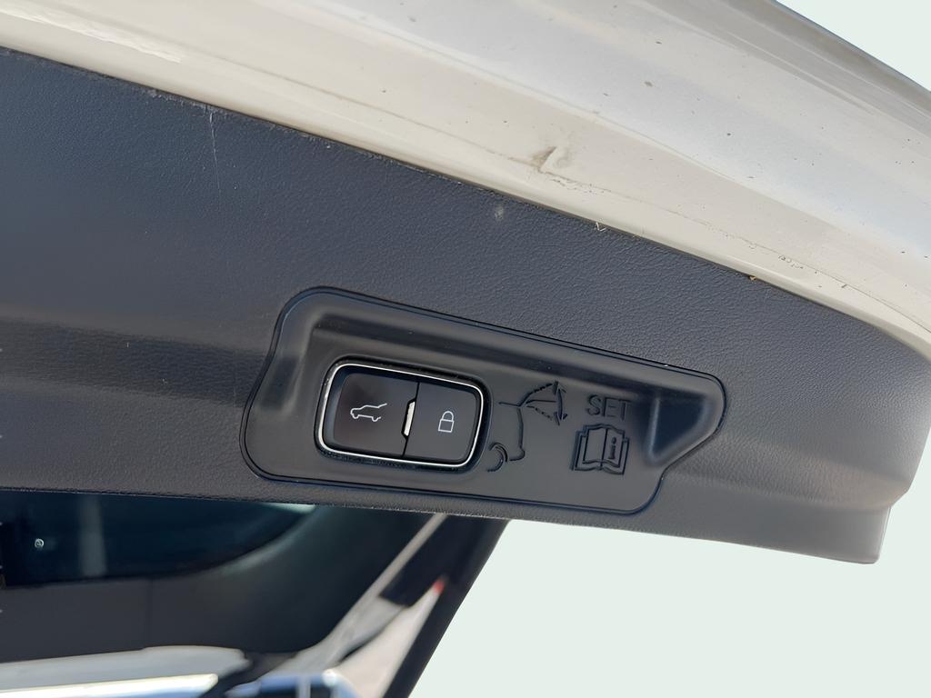 Ford Explorer Limited AWD 2021