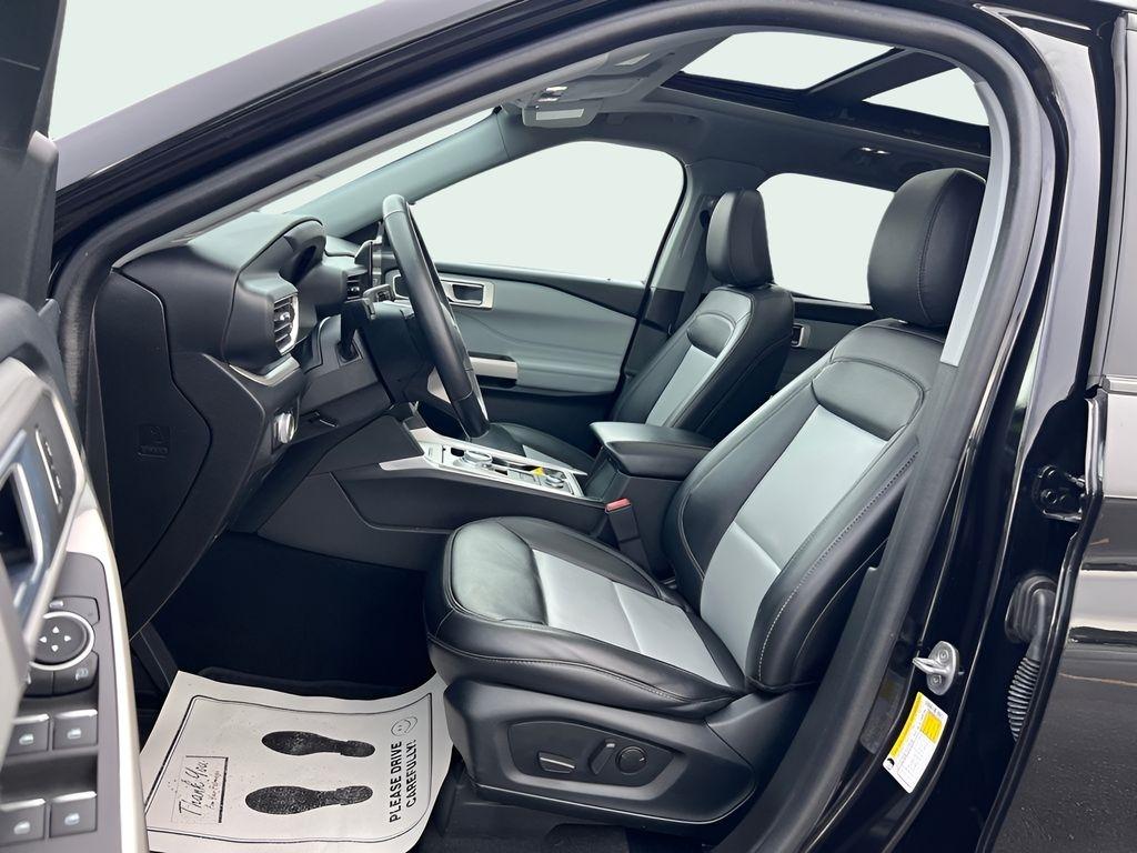 Ford Explorer XLT AWD 2023
