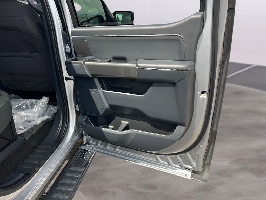 Ford F-150 XLT SuperCrew 5.5-ft. Bed 4WD 2022