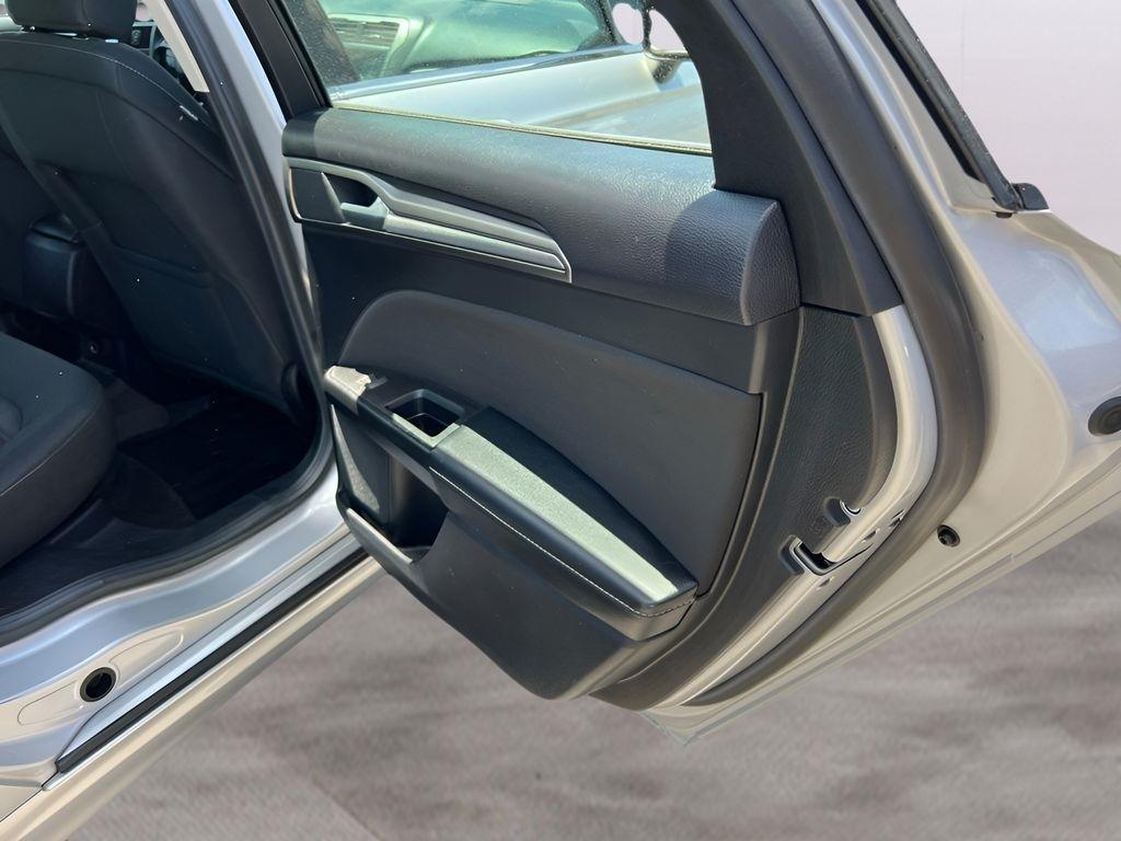Ford Fusion SE 2018