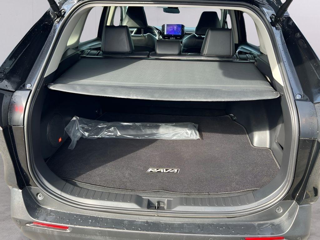 Toyota RAV4 Hybrid XLE Premium 2024
