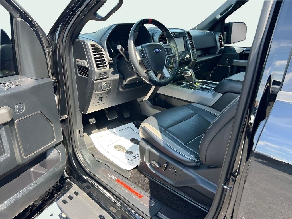 Ford F-150 Raptor SuperCrew 4WD 2018