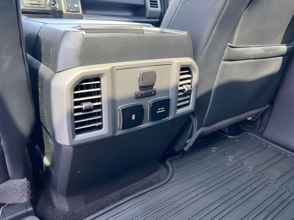 Ford F-150 Raptor SuperCrew 4WD 2018