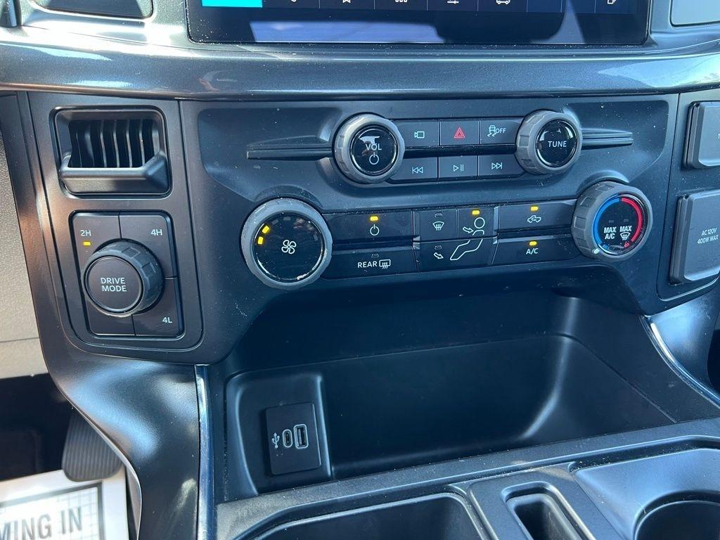 Ford F-150 STX SuperCab 4WD 2025