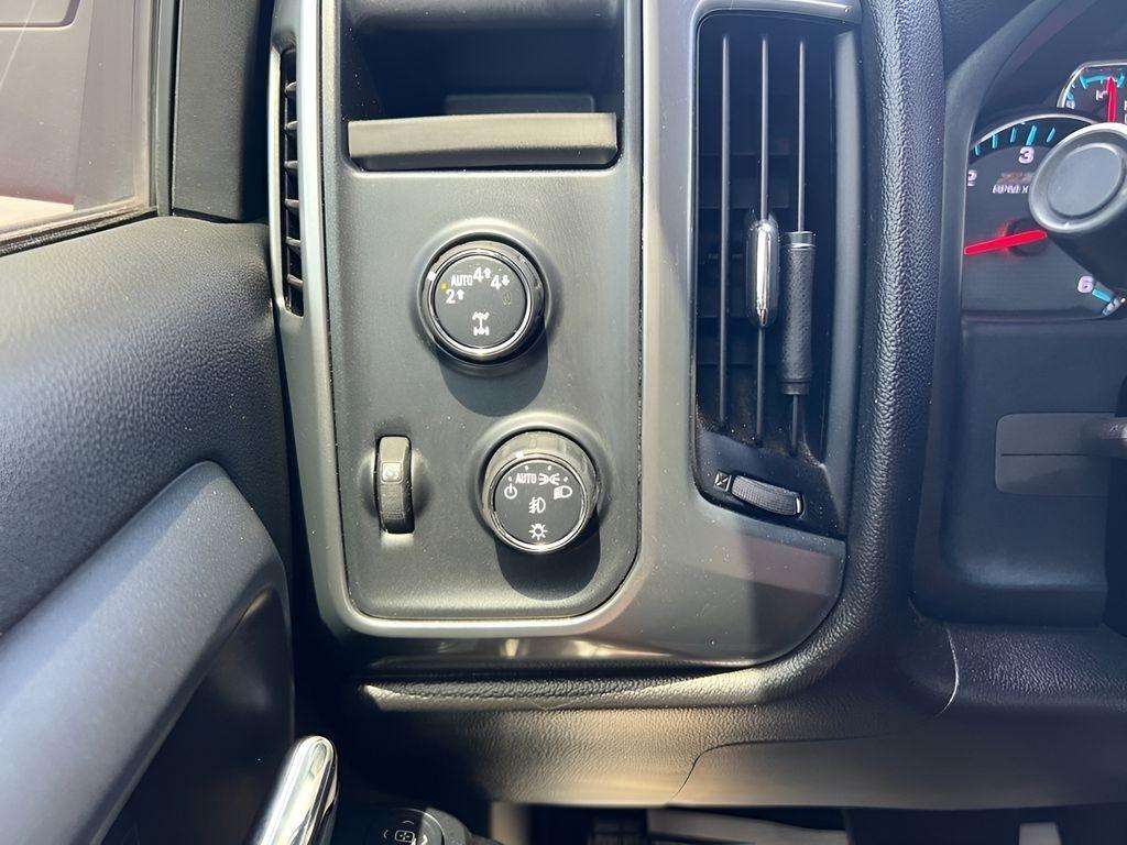 Chevrolet Silverado 1500 LT Crew Cab 4WD 2017